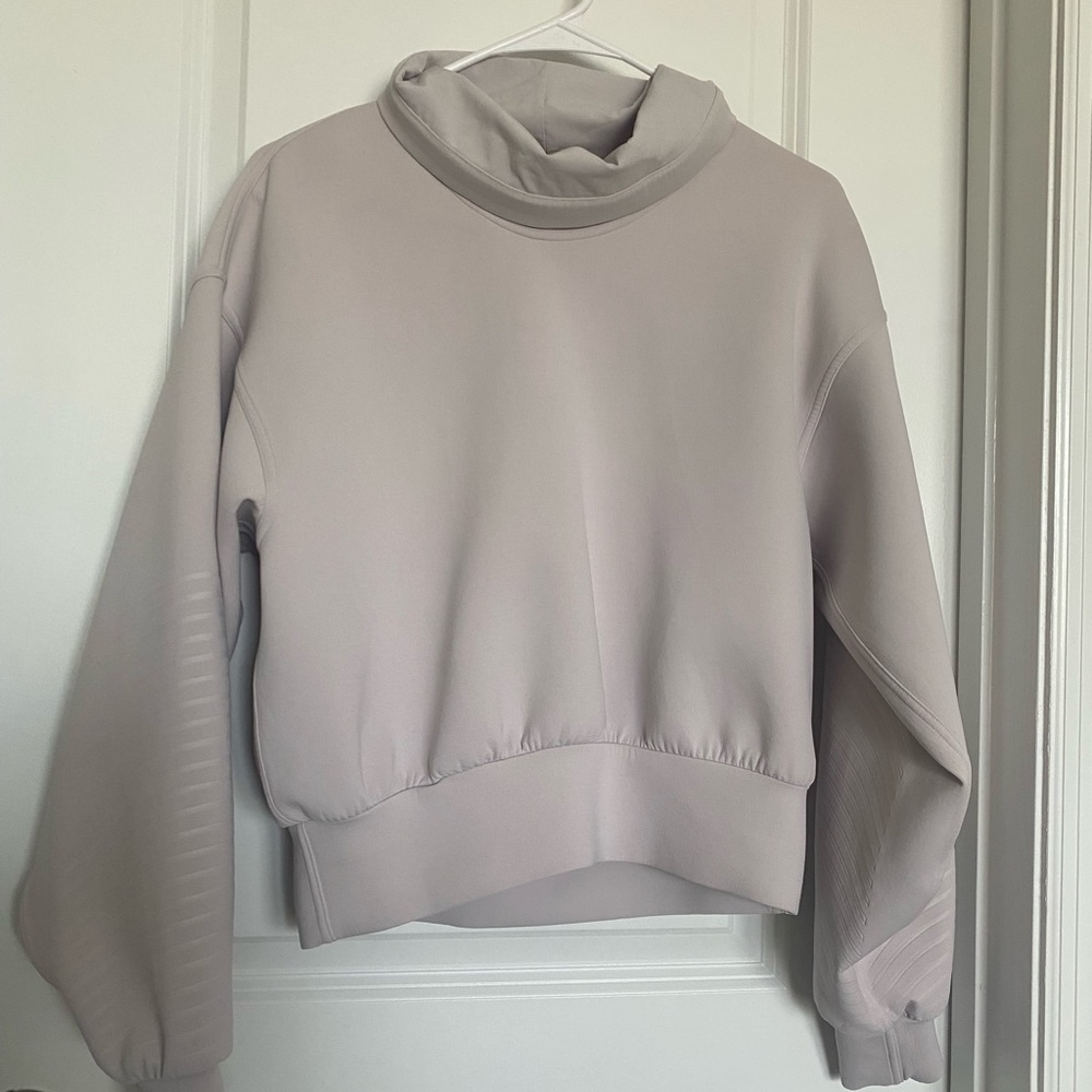 Lululemon scuba turtleneck